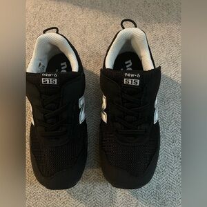 New Balance 515 Black and White Sneakers